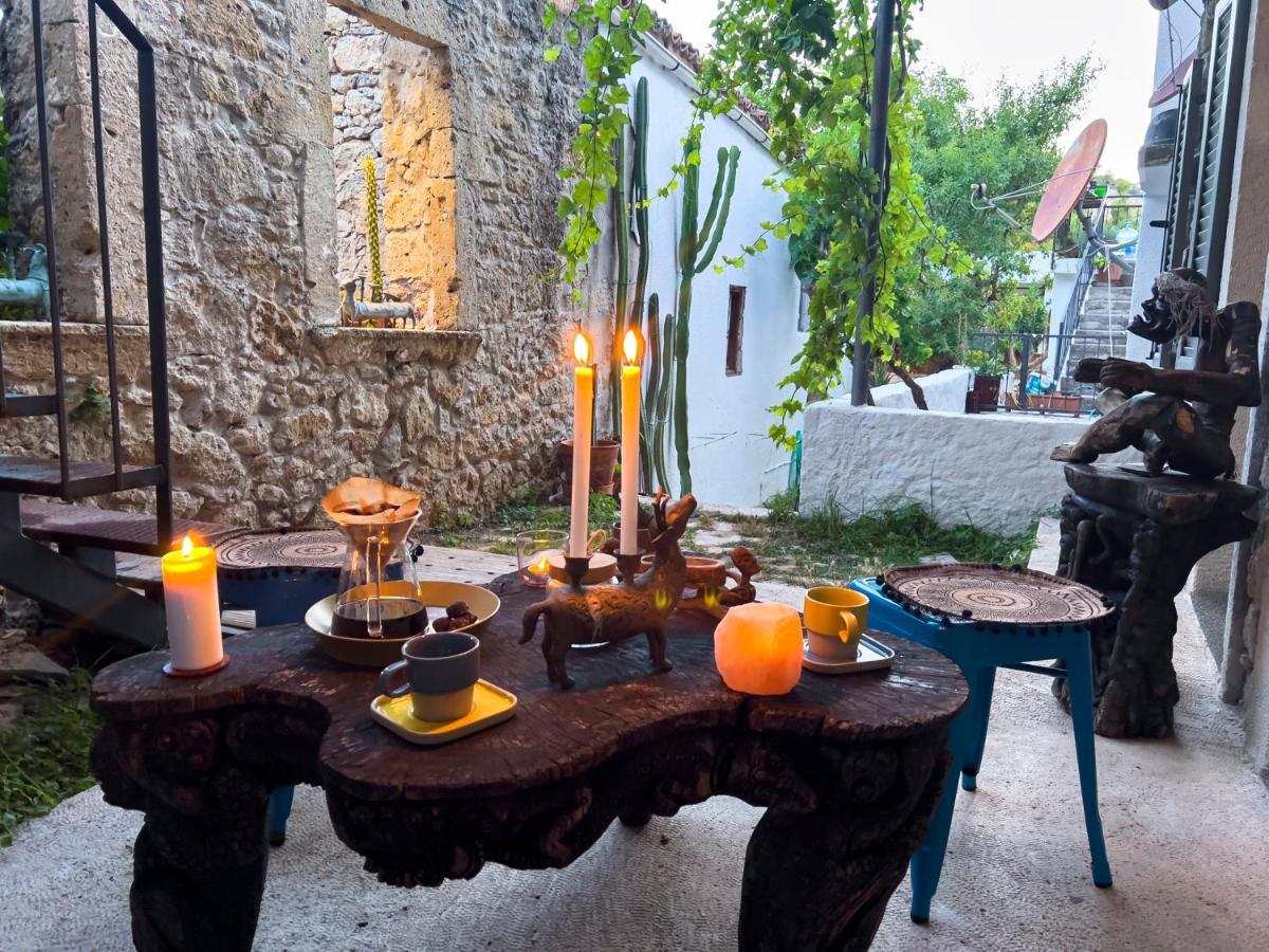 118 Alaçatı Luaran gambar