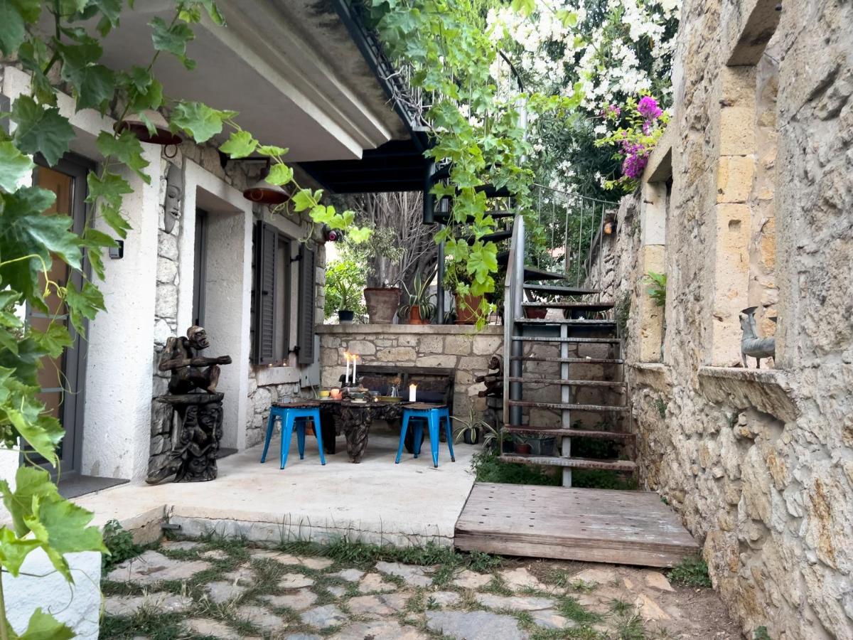 118 Alaçatı Luaran gambar